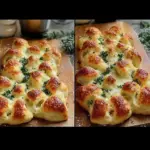 Cheesy Christmas Tree Bread
